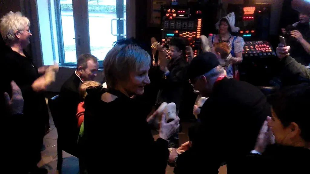 Zaal De Wielerbaan / Latour Brasserie Grand-Café_Budel_slider_image_2