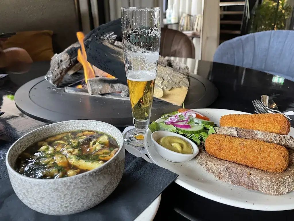 Nazar_'t Hof van Máres_Maarheeze_review