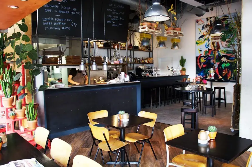 Baek Food & Drinks_Rotterdam_slider_image_1