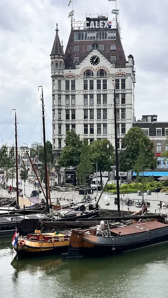 Matheus_APARTT - Steak on the Stone and Fondue_Rotterdam_review