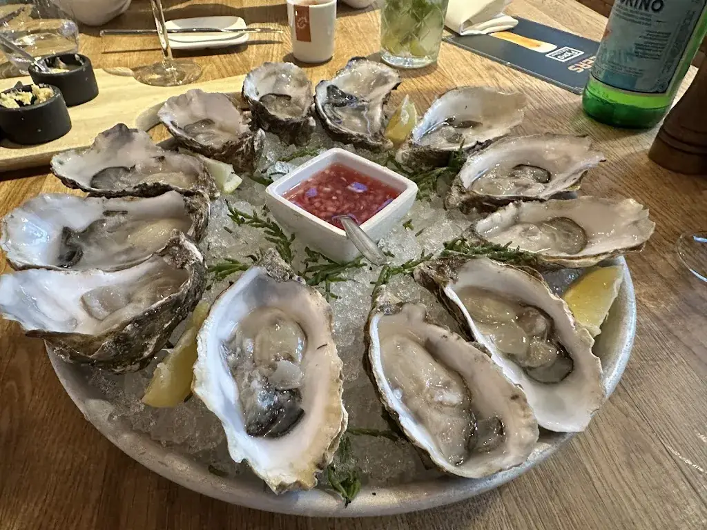 Hristo Petkov_Fjord Eat & Drink_Rotterdam_avis