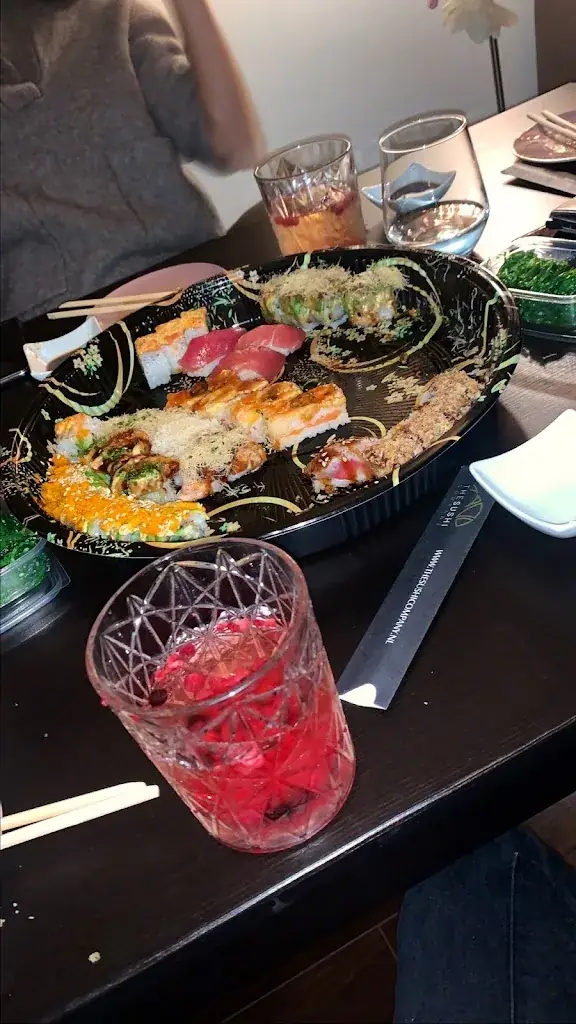 Menu_Sushi The Deli Company Valkenswaard_Valkenswaard_image_9