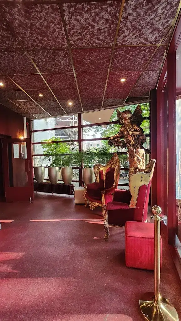 Indah T._Inspiration Point B.V._Valkenswaard_reseña