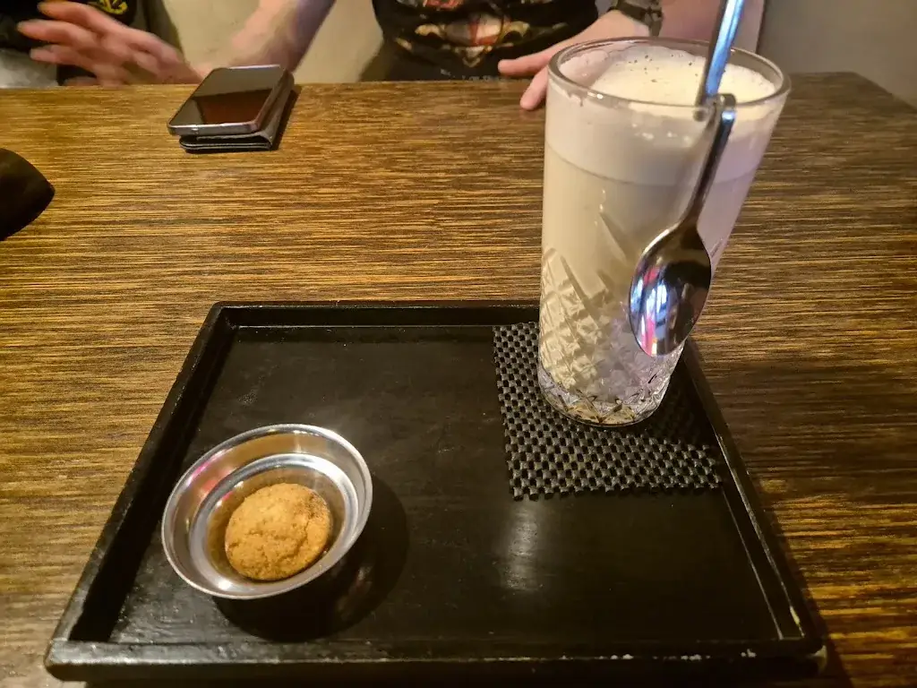 Rebekah Haber_Moellies_Dronten_review