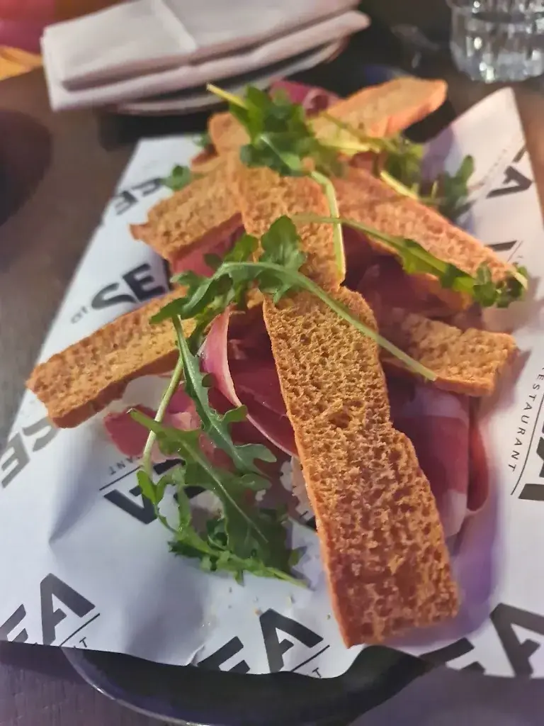 mandy mcl_Bar & Restaurant At Sea_Dronten_review