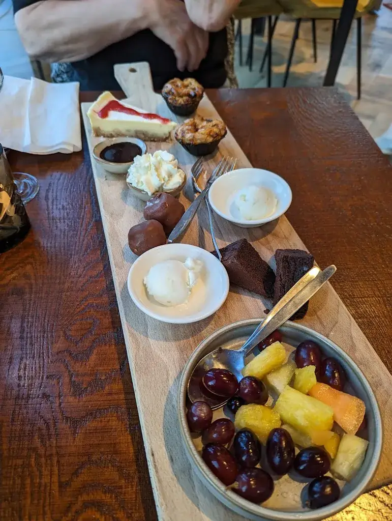 Silvijn de Vries_Bregje Amersfoort_Amersfoort_reseña