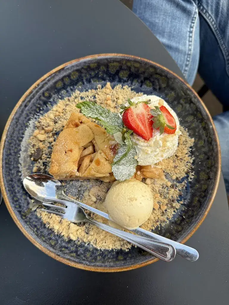 Erwin Versleijen_Hotel-Brasserie de Kaai_Steenbergen_review