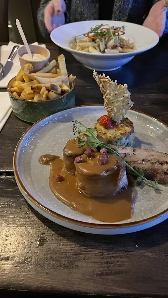 Vini Terranova_Bistro-Bar DOK_Steenbergen_review