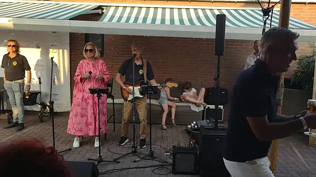 Bistro-Bar DOK_Steenbergen_slider_image_2