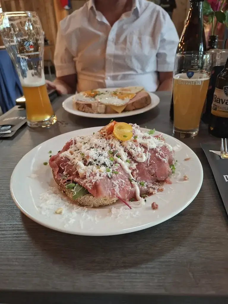 Ron Mutsaars_Village Départ - Estaminee De Koers_Eerde_review