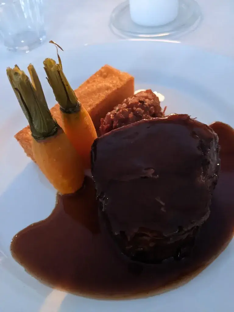 Célia BOLLINGER_Eenvoud bistro_Eersel_review