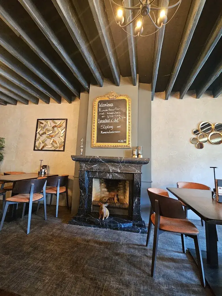 Diana Rodríguez_Dinee Cafe Veertien_Eersel_reseña