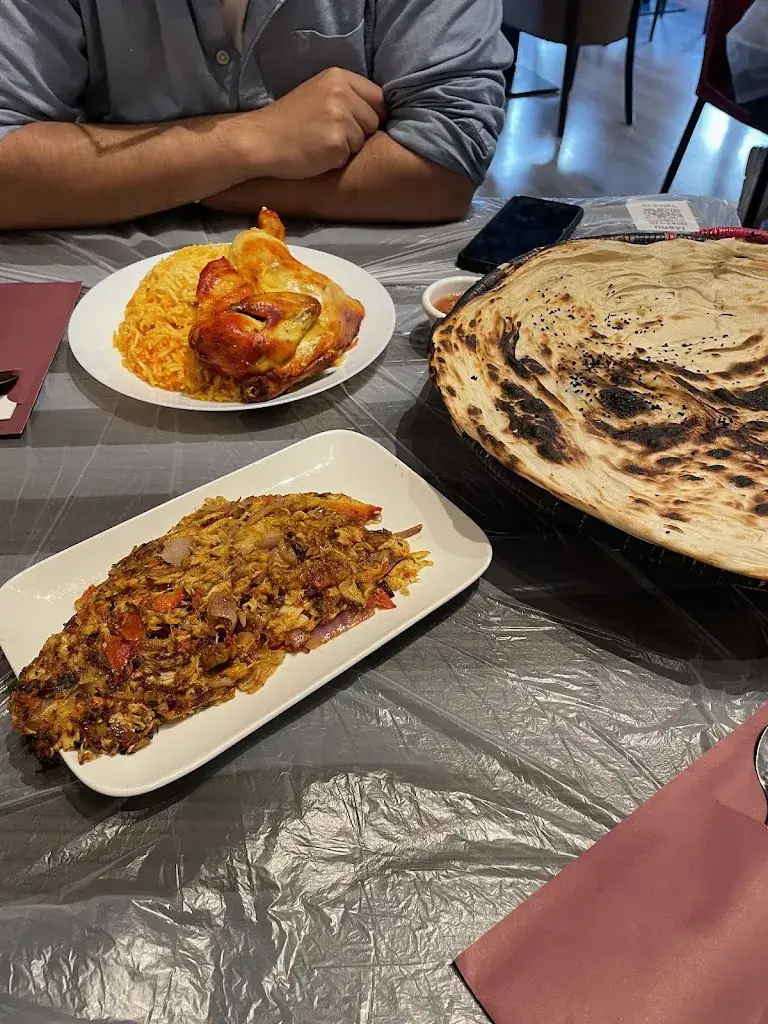 Maliha Kahn_Yemeni Mandi Restaurant - مطعم المندي اليمني_Eindhoven_review