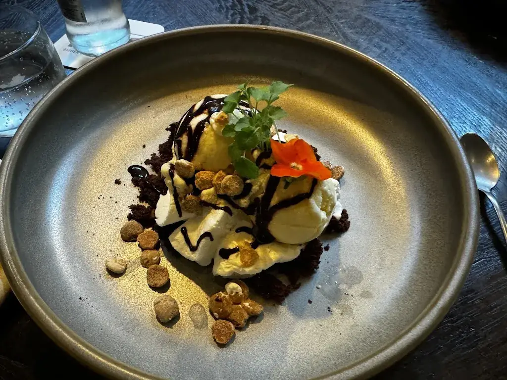 Alan Leefers_KOKS Gemert_Gemert_review