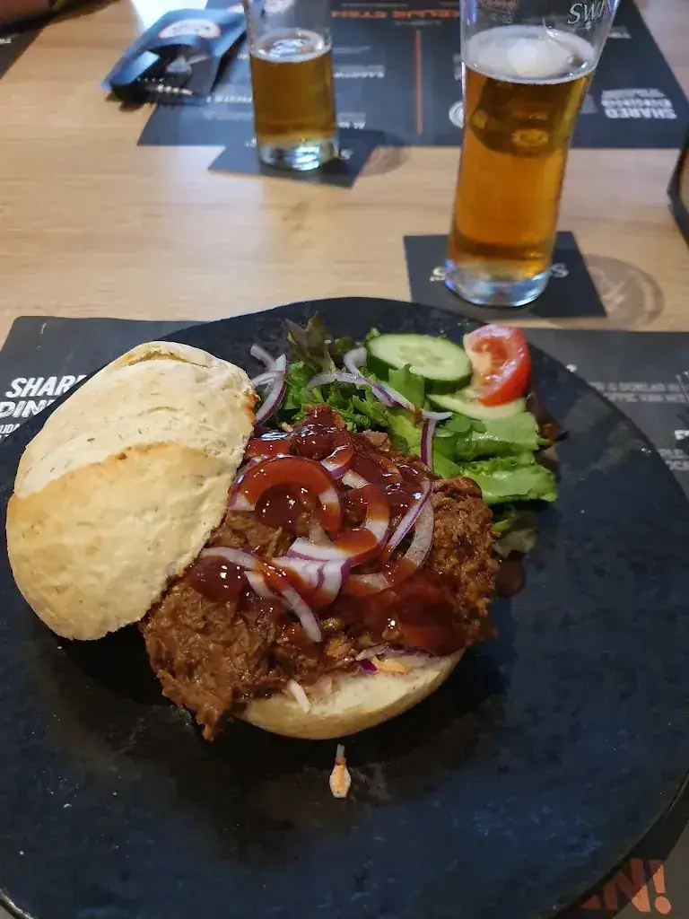 Robin Verlangen_Brasserie Kop Of Munt_Gemert_review