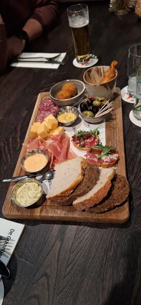 Els Leijten Helmons_De Graanbeurs_Fijnaart_review