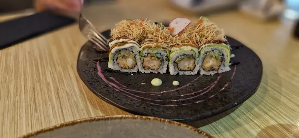 chon ngo_MR.CHANG_Waalre_review