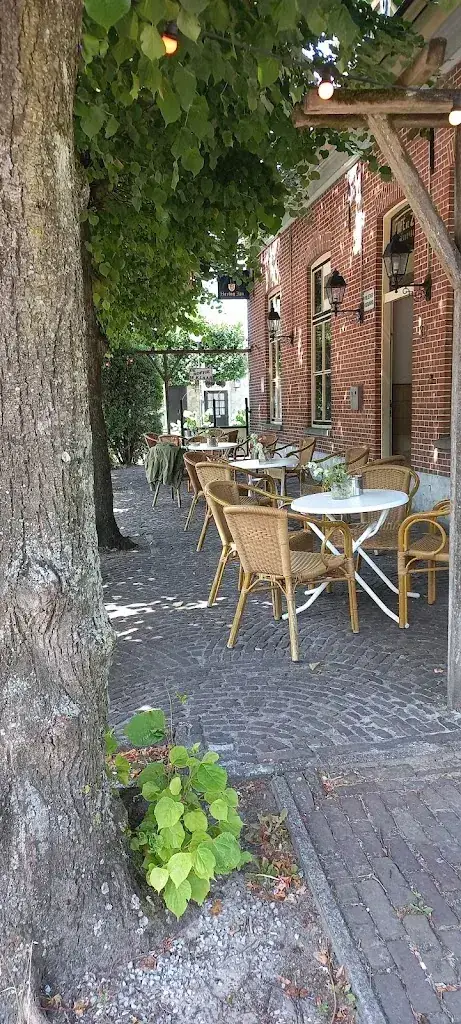 Connie Perez_Café Zaal De Schuif_Gemonde_review