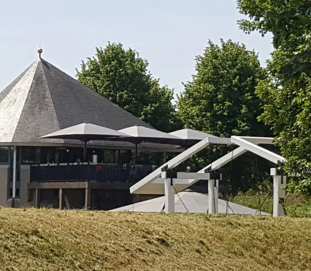 Ulrike Stader_Boei35_Heusden_review