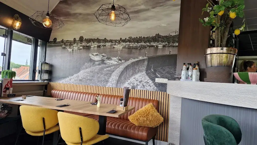 Boei35_Heusden_slider_image_1