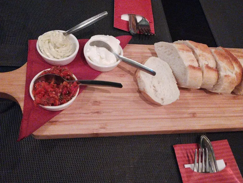 Petra_Mercato Pizza & Pasta Bar_Geertruidenberg_review