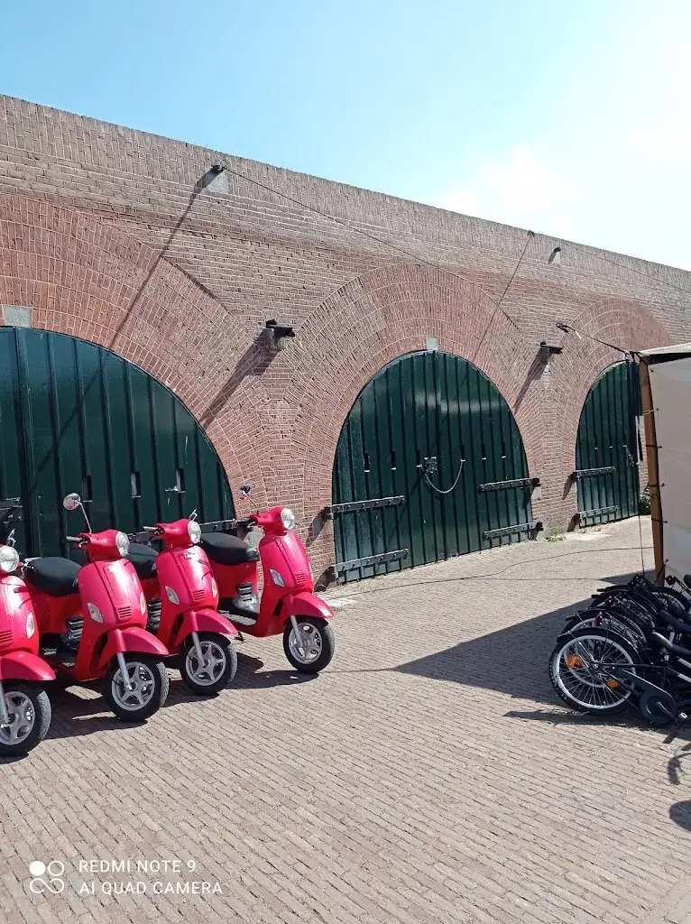 Britta Schulz_Fort Lunet_Raamsdonksveer_recensione