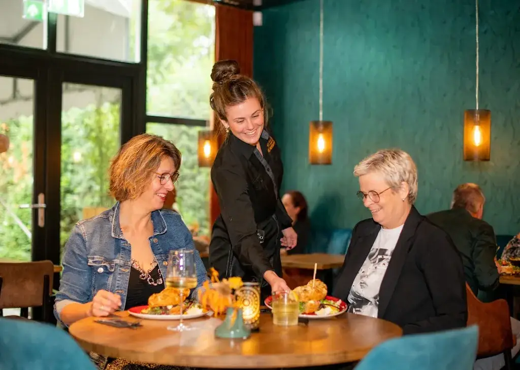 De Huyskamer Gilze | koffie, lunch, borrel, diner restaurant in Gilze