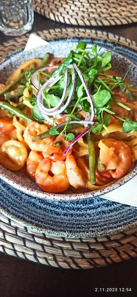 Jakub Laskowski_Café-Eeterij 't Vermaeck_Rijen_review