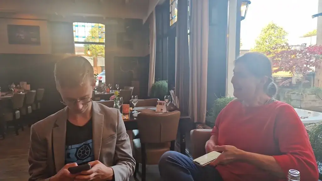 Andrew Turner_Café-Eeterij 't Vermaeck_Rijen_review