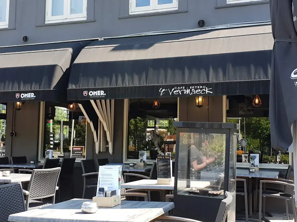 Café-Eeterij 't Vermaeck restaurant in Rijen