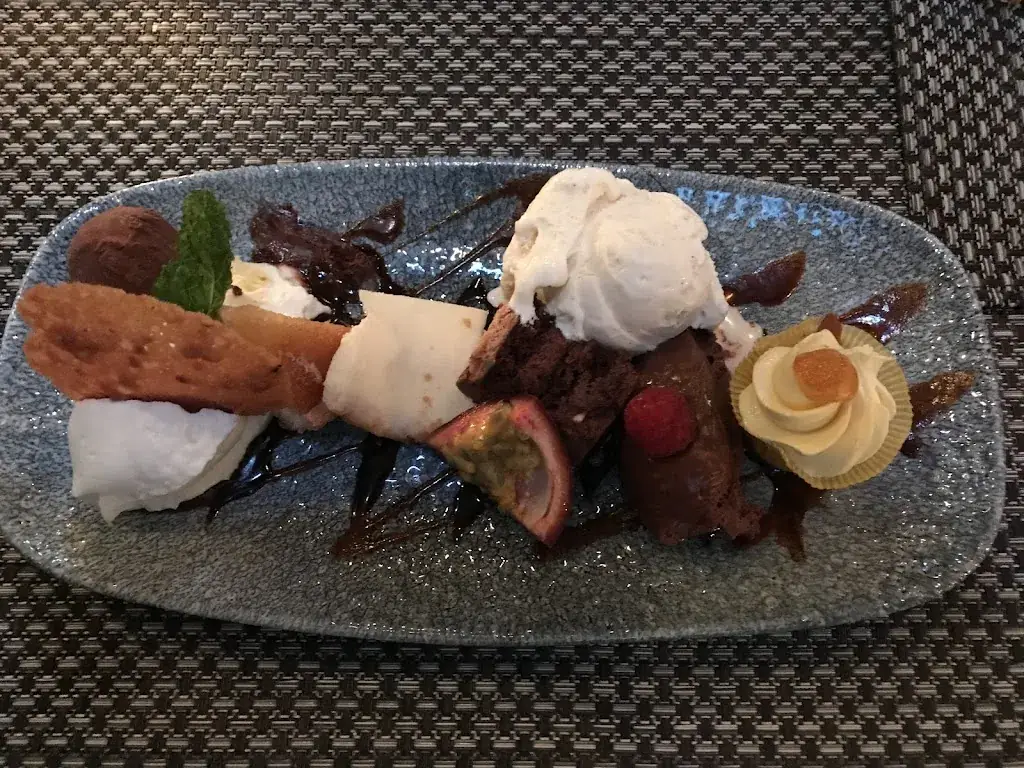 Café-Eeterij 't Vermaeck_Rijen_slider_image_3