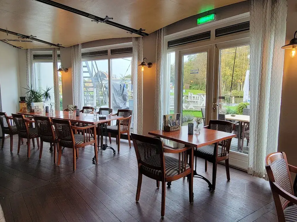 Paviljoen de Bloemert ristorante a Midlaren
