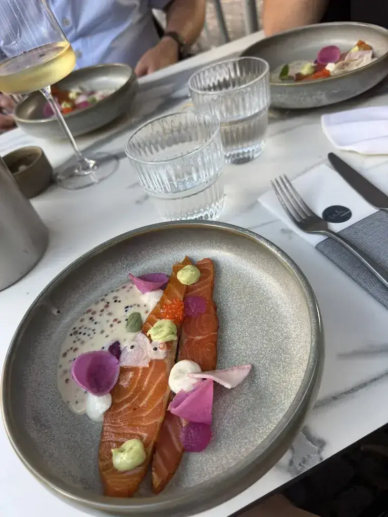 AnetvL_Skål Grave_Grave_review