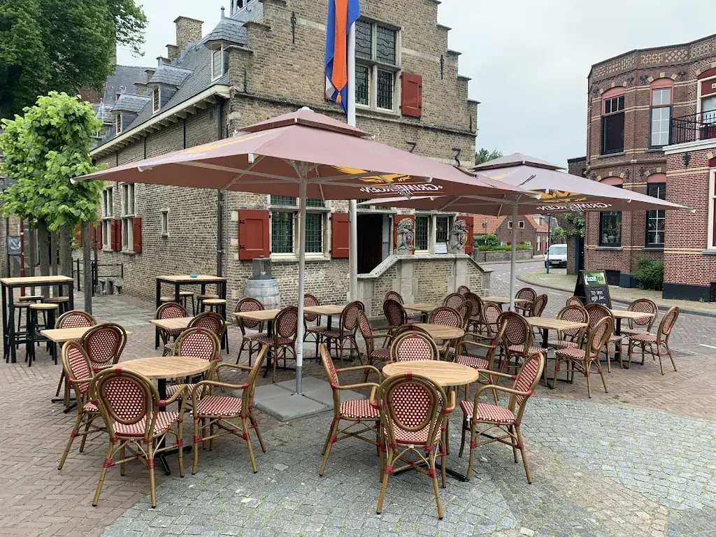 1633 eten en drinken restaurant in Halsteren