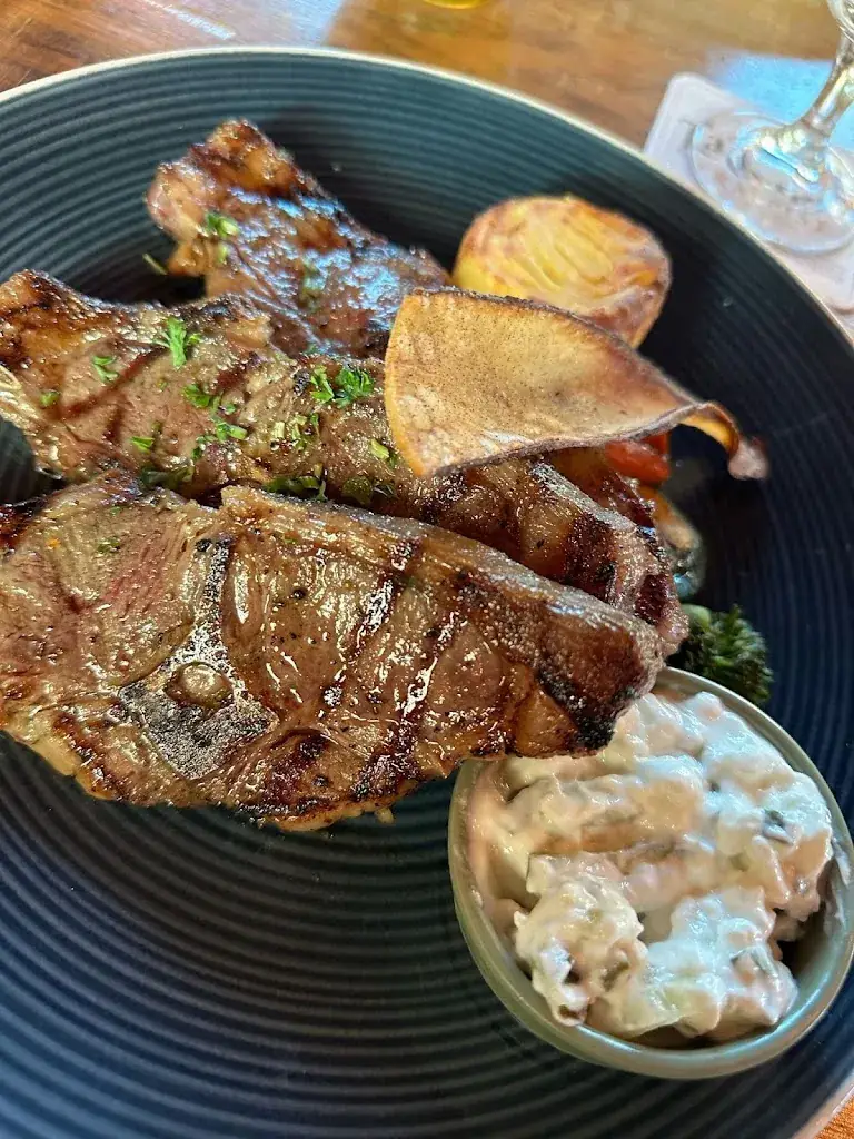 1633 eten en drinken_Halsteren_slider_image_3