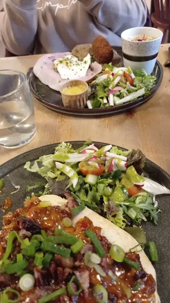 Annita Musters_SDW Lunchroom The Colweghe_Halsteren_review