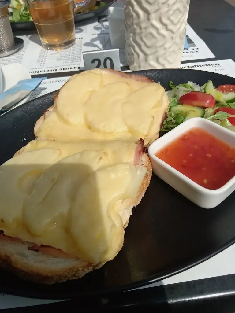 Peter Verbiest_SDW Lunchroom The Colweghe_Halsteren_review