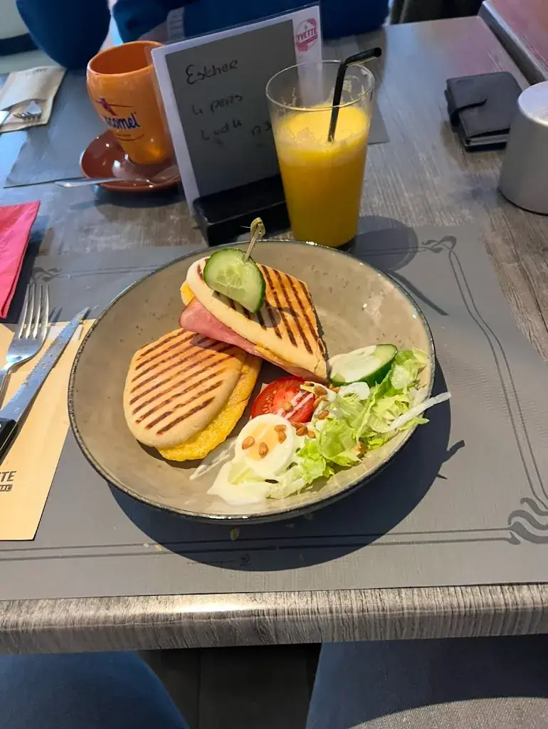 Menu_By Yvette_Halsteren_image_4