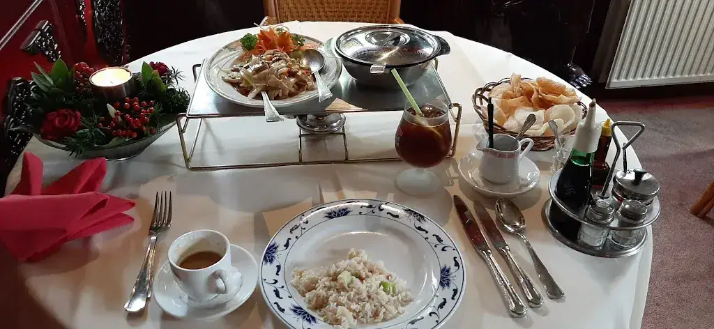 Oprean Trifan Mircea_Bamboo Inn_Hapert_reseña