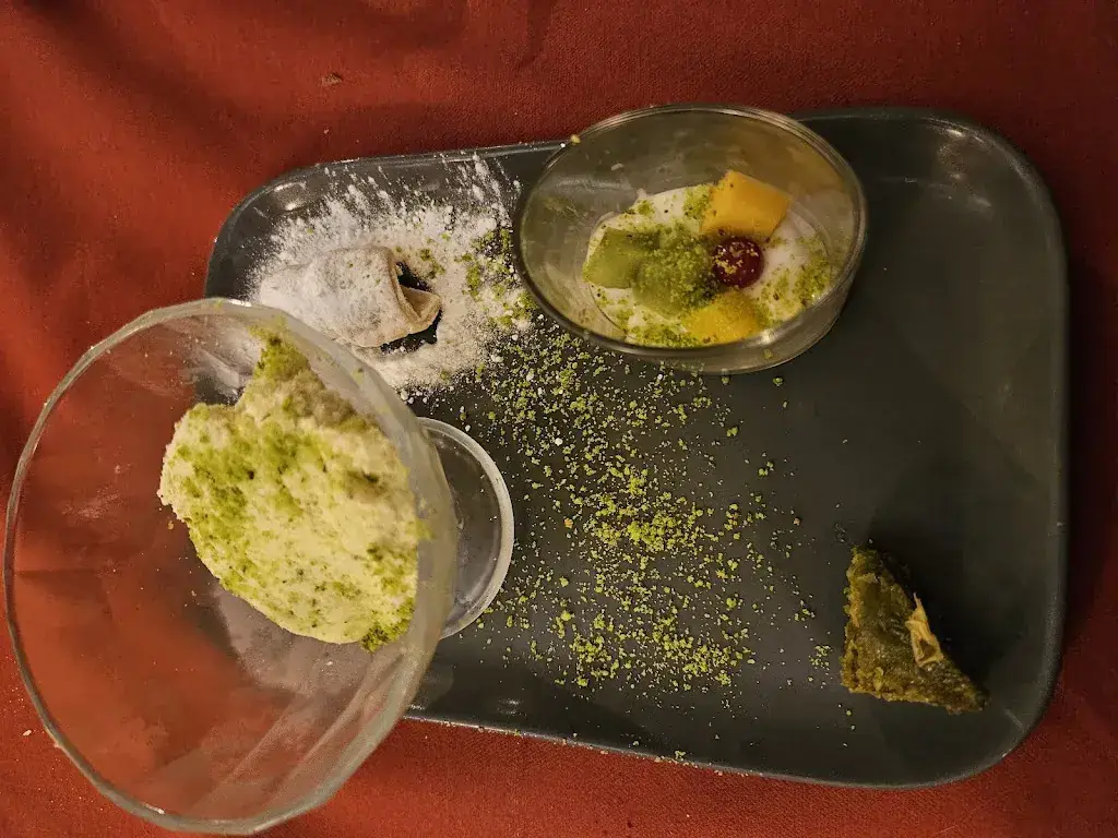 Menu_Laziz Restaurant_Breda_image_9