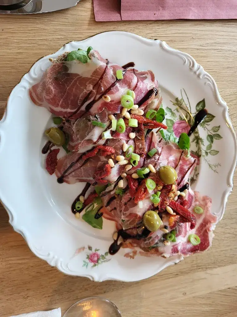 Menu_De meiden van ons Toos_Breda_image_3