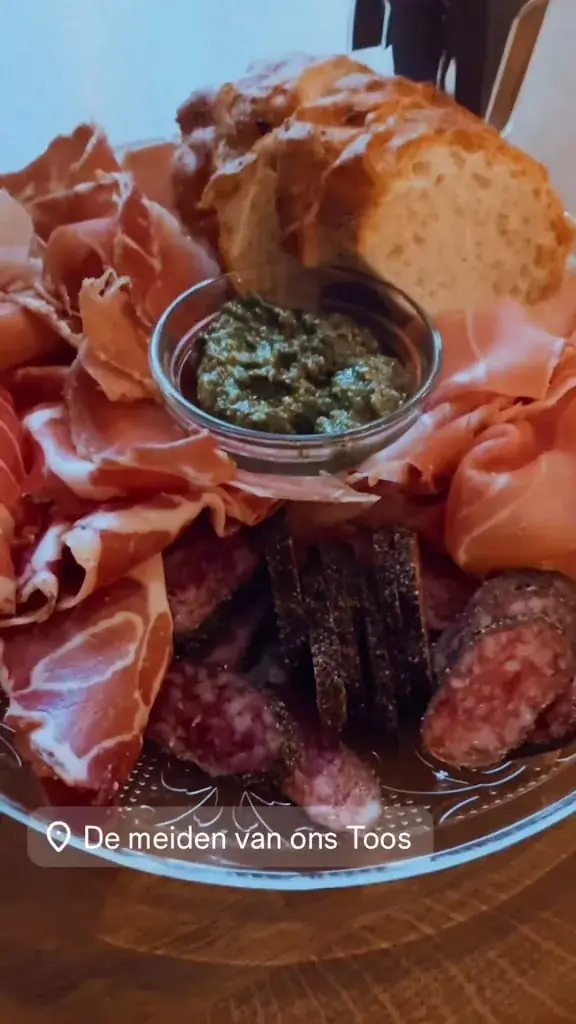 De meiden van ons Toos_Breda_slider_image_2