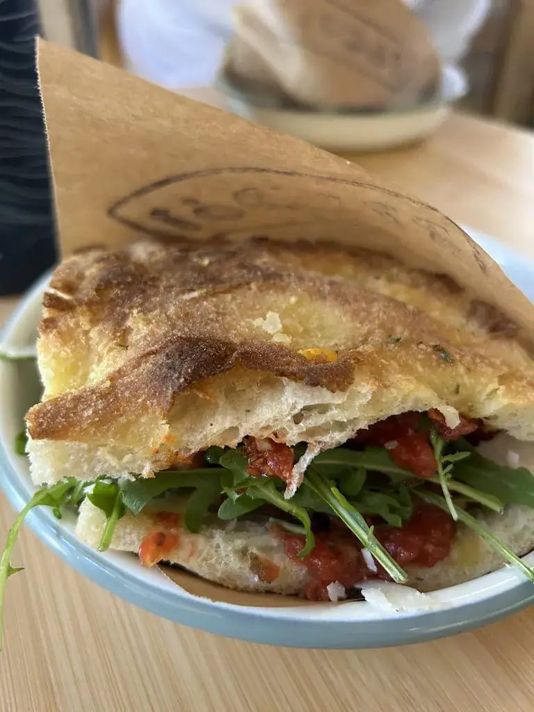 Silvia_Locale Breda_Breda_review