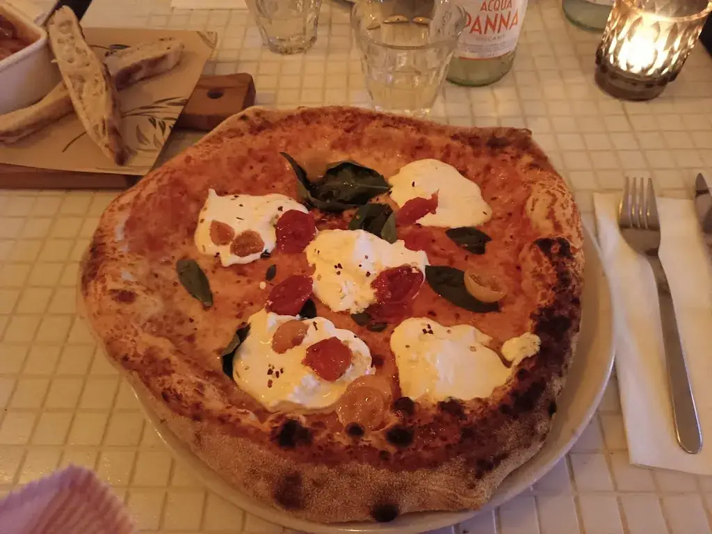 Menu_LOLO Pizzabar Ginnekenmarkt (AVPN certified)_Breda_image_3