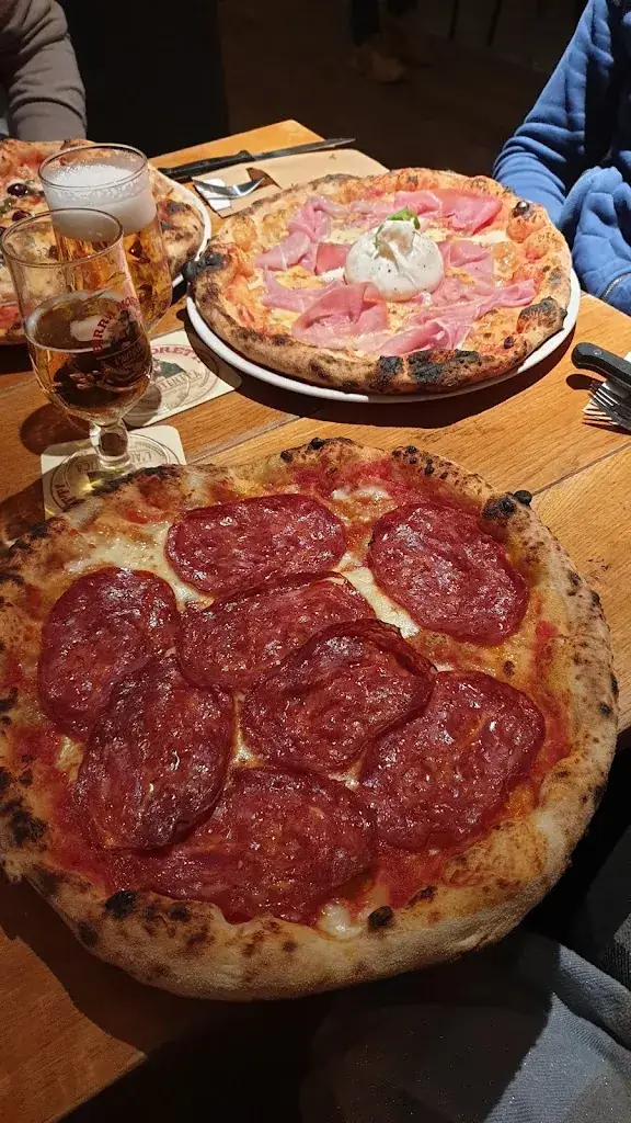 Camelia Puluc_LOLO Pizzabar Ginnekenmarkt (AVPN certified)_Breda_review