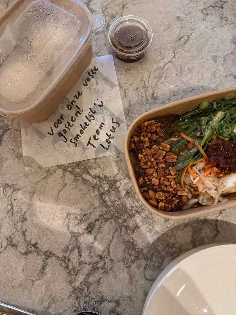 Philippe Taminiau_Lotus by Jermain_Eindhoven_review