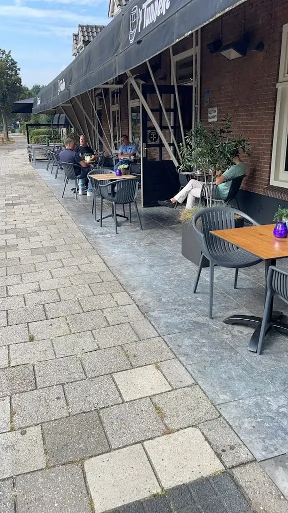 Sander Hoekstra_Het Tunneke_Heesch_review