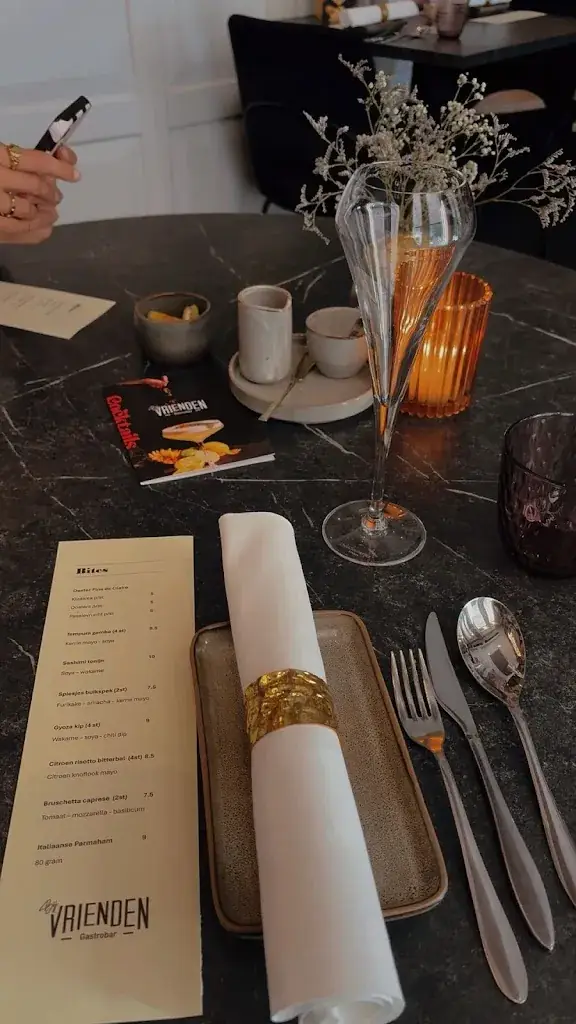 Menu_Bij Vrienden_Helmond_immagine_1