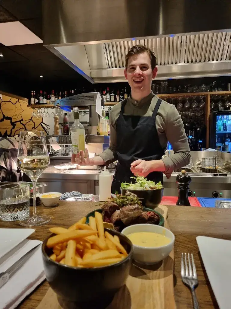 Menu_Restaurant Lova_Hoeven_imagen_2