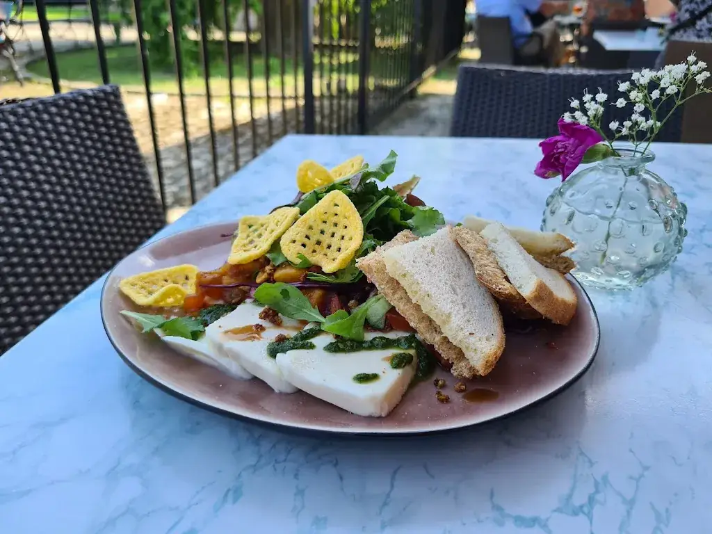 Brasserie Bij de Barones_Dinther_slider_image_3